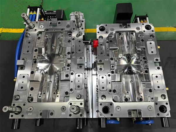 Automotive Plastic Molds